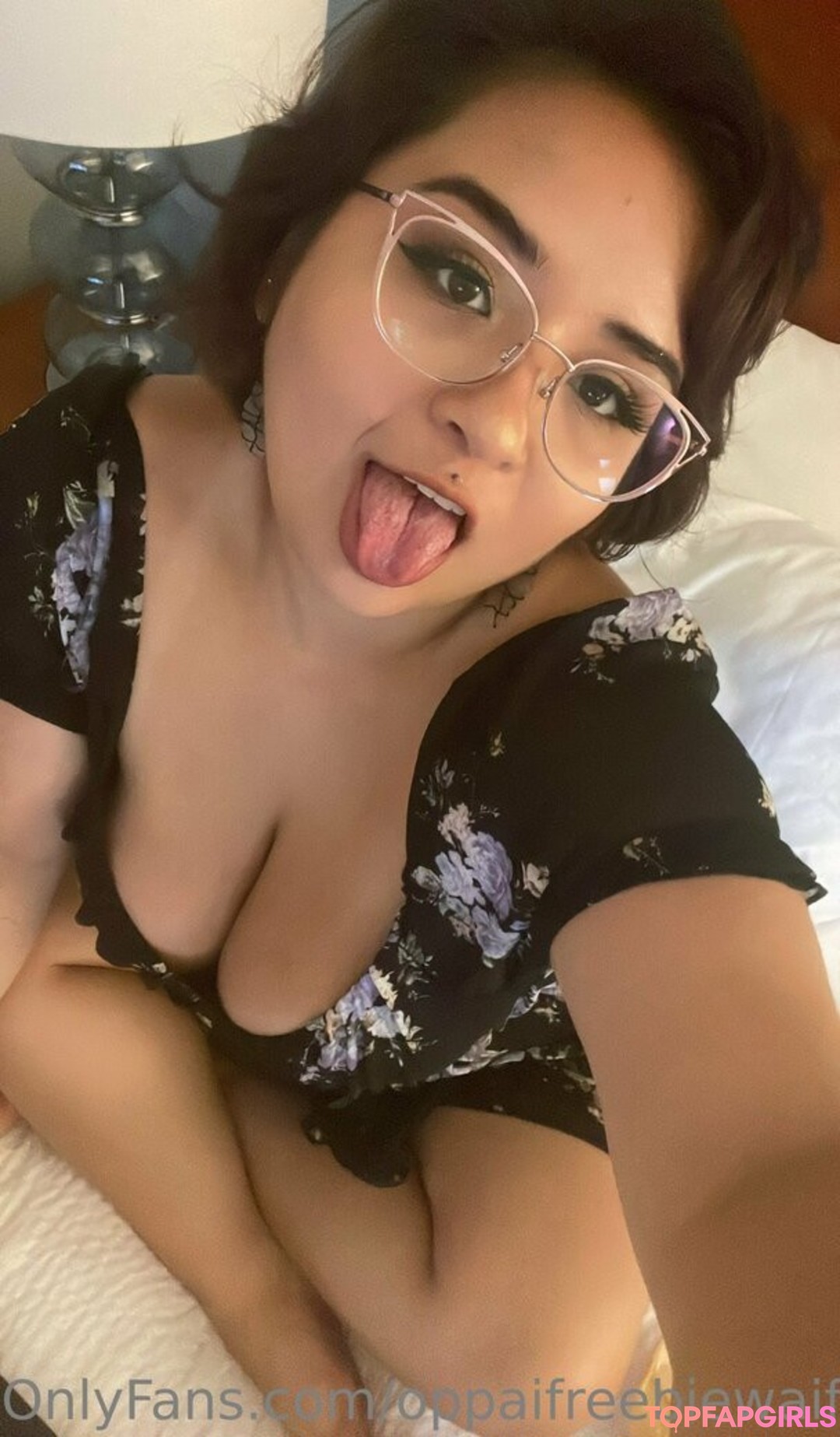 oppaifreebiewaifu xxx model photos