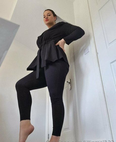 lilliemai123 exclusive pornstar img