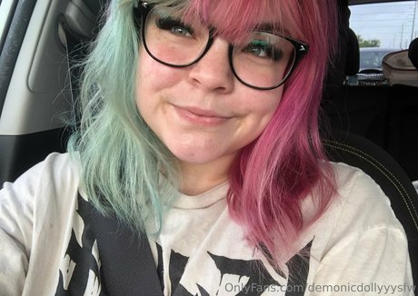 african onlyfans sexy nude photos