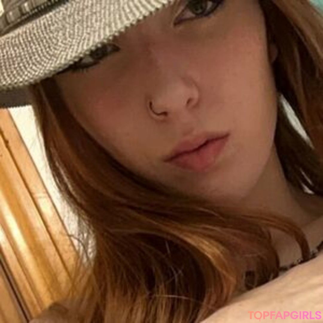 Dallas Grace erotic pornstar image