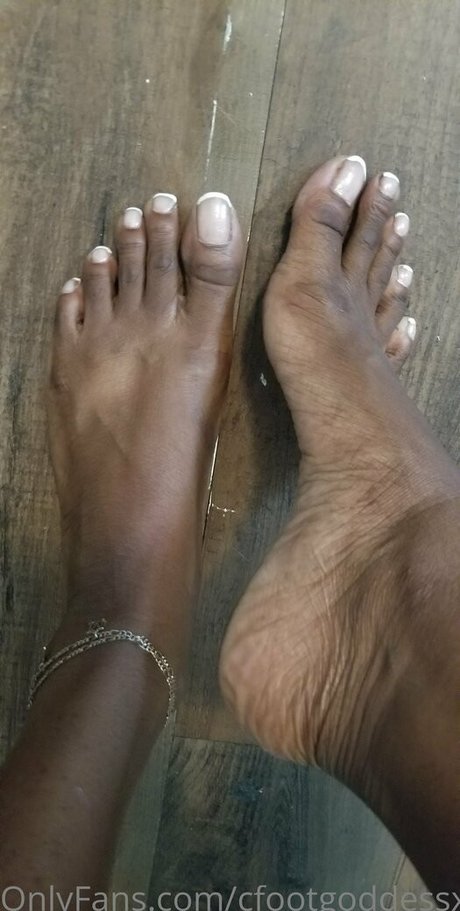 cfootgoddessx pornstar exclusive image