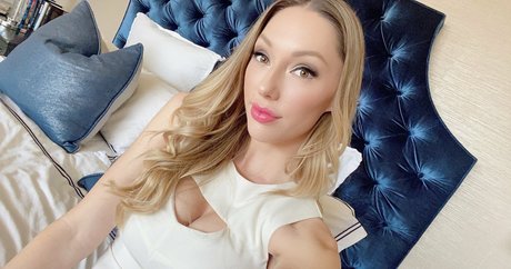 worshiprene nudes star galleries