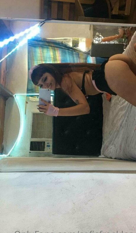 sofisfreckles xxx model pic