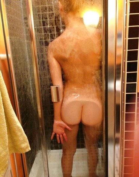 fitsexymoe star nudes pics