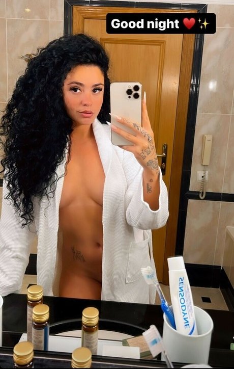 Yonamarques_ pornstar xxx images