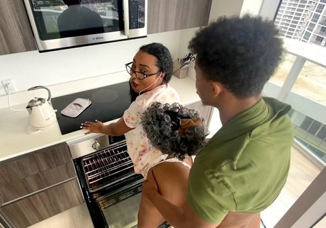 britliv adult actress picture