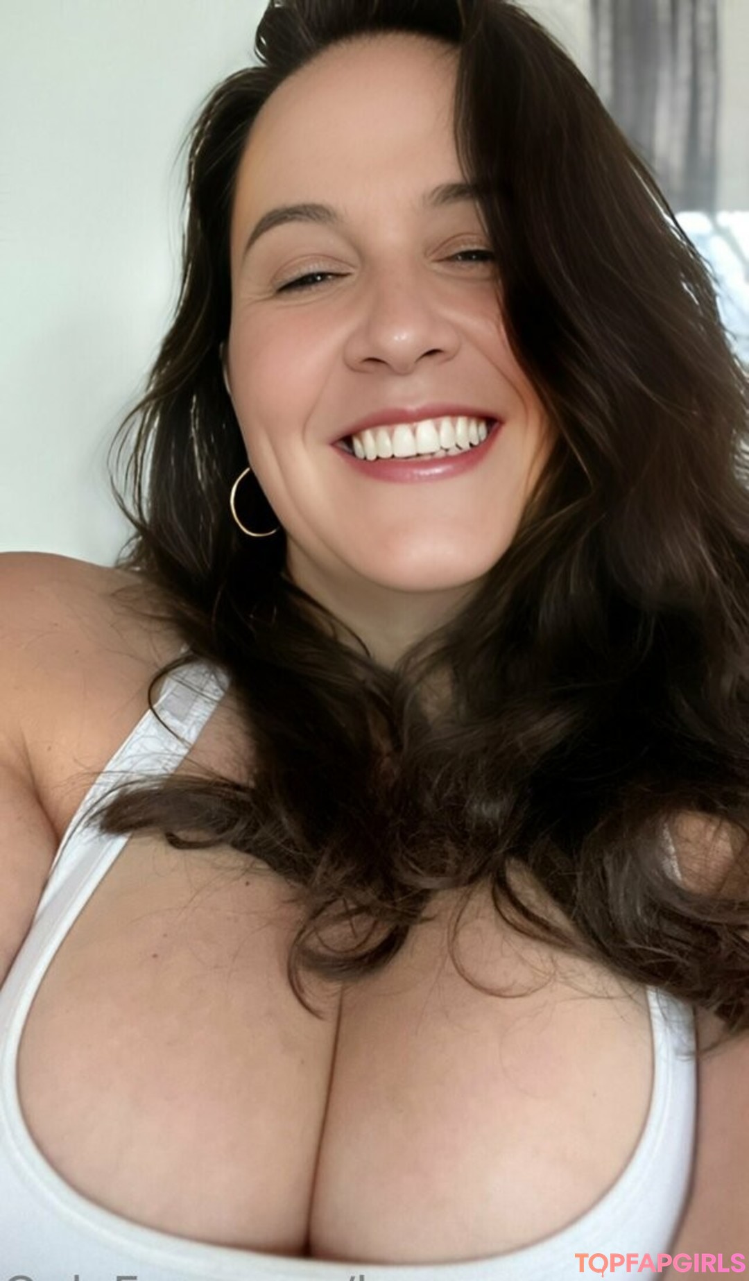 buxomemmanuellefree nudes star img