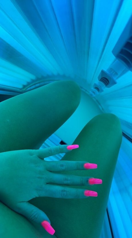 andi111 hd model image