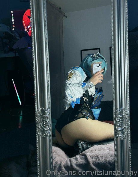 bunnygirlluna model hot gallery