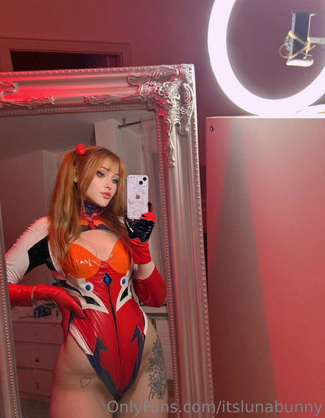 bunnygirlluna erotic star pic