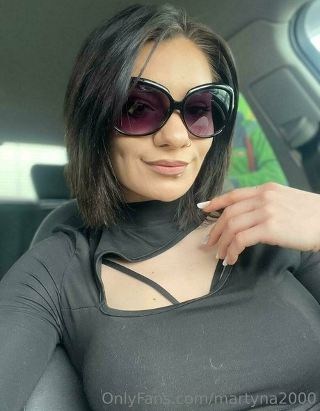 martyna2000 model sexy img