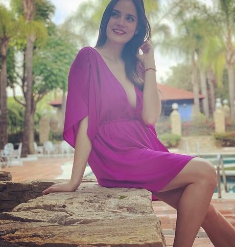 Ophelie Rullier model free image