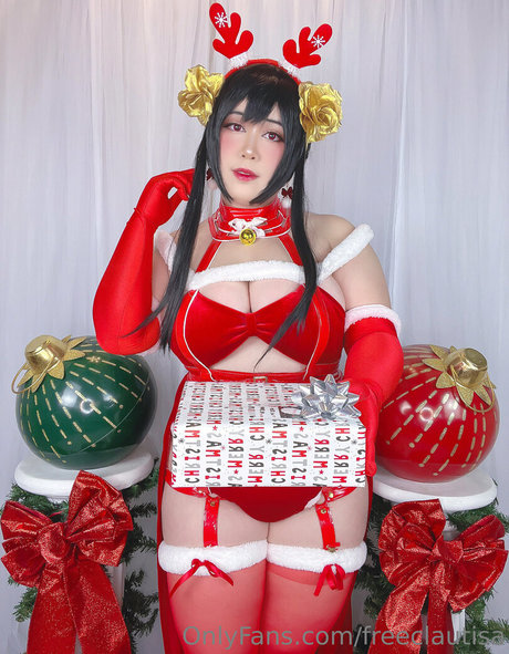 freeclautisa top profile image