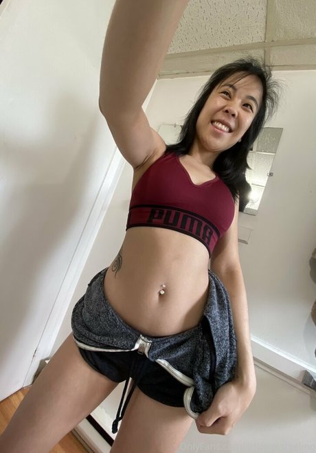 myleskitty star nude photo