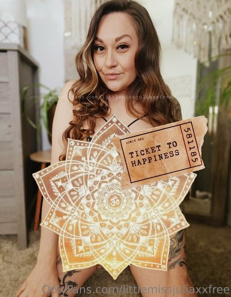 littlemissjuliaxxfree pretty star pictures