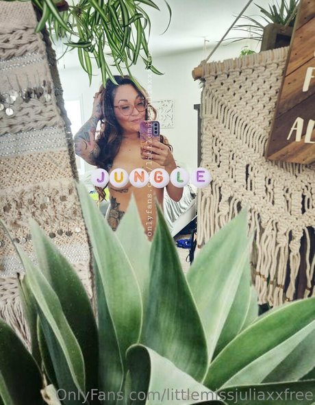 littlemissjuliaxxfree free star image