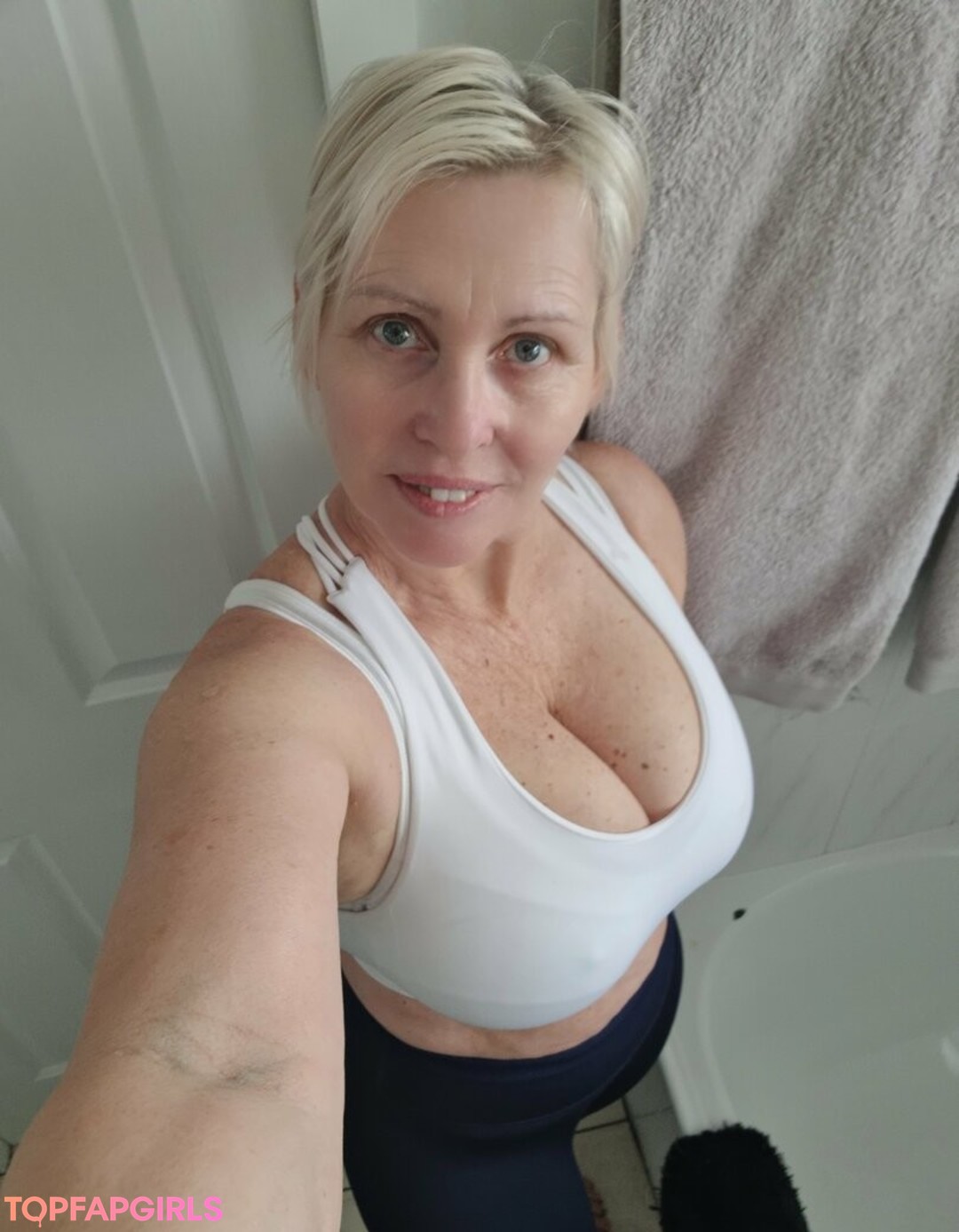 sexymatureaussielady nudes star pictures