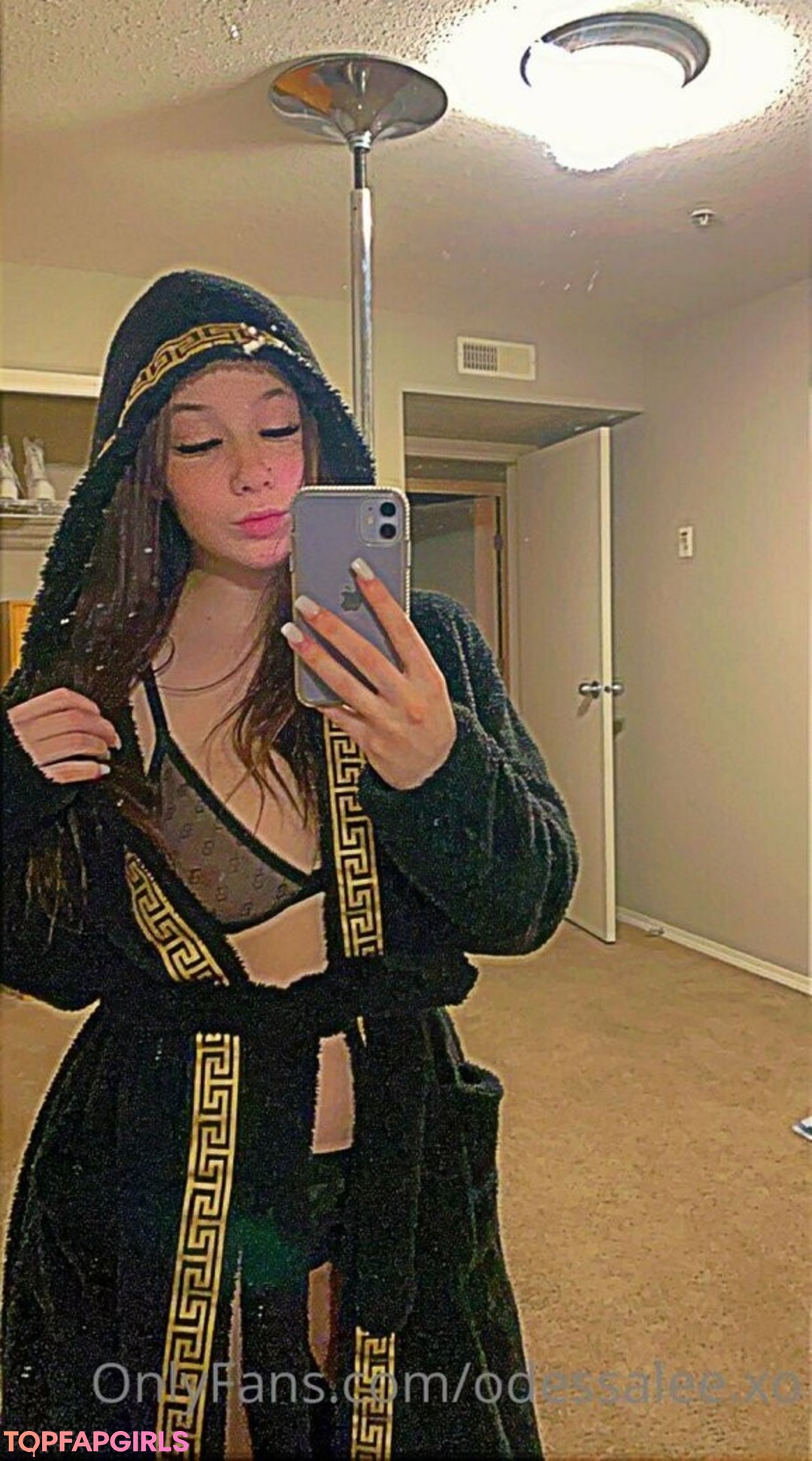 petite skinny onlyfans erotic pictures