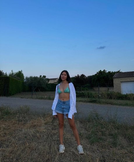 Shanti Tan free star pics