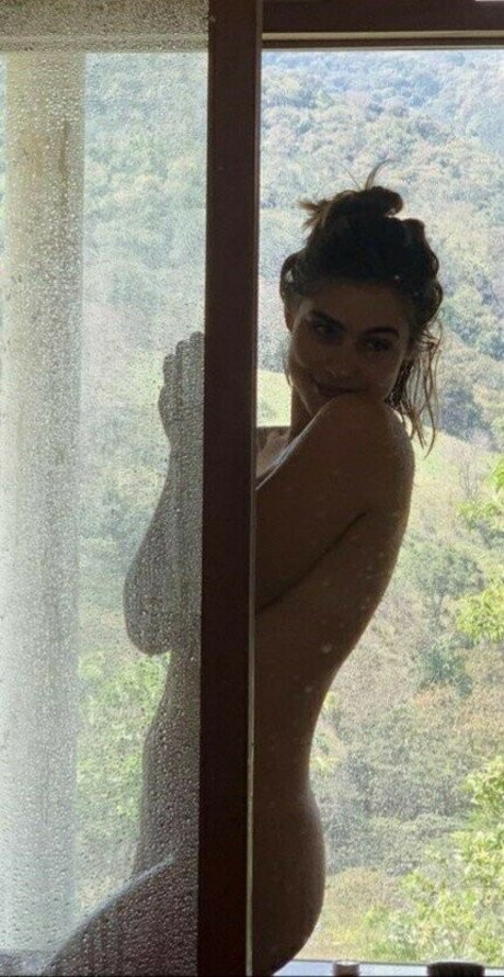 Gabi Stacenco pretty model photos