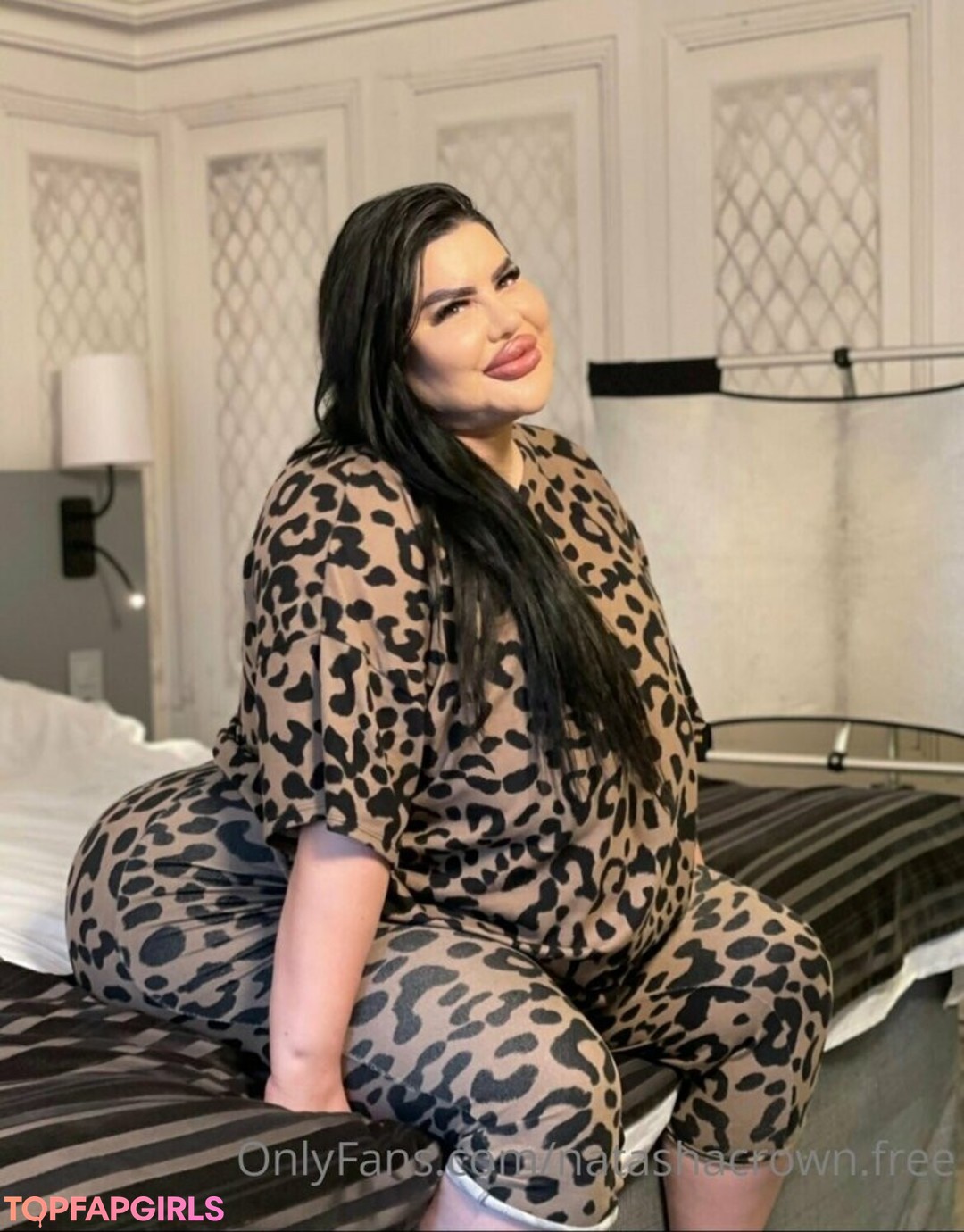 natashacrown free pornstar pretty galleries