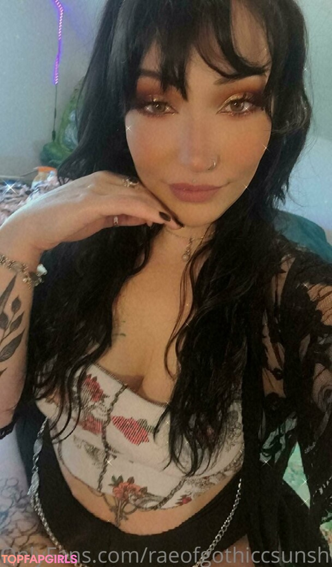 raeofgothiccsunshine hot star archive