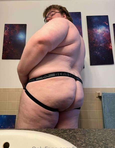 gloryhole wife onlyfans pornographic picture