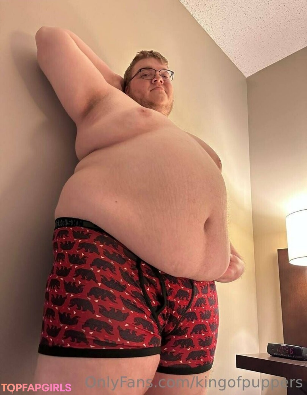 kingofpuppers model xxx photos