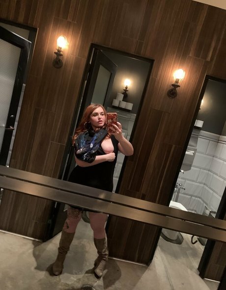 ladyboy xxx onlyfans beautiful naked image