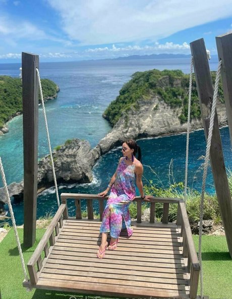 evelinaqueen model beautiful pics