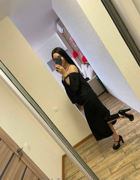 evelinaqueen porn actress pictures