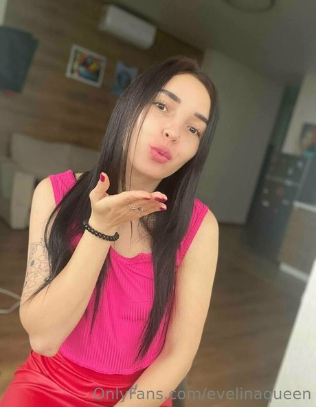 evelinaqueen top profile image