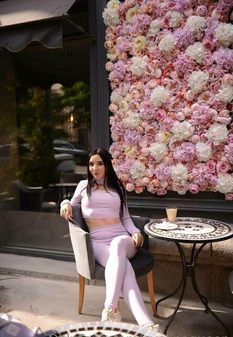 evelinaqueen free star pics