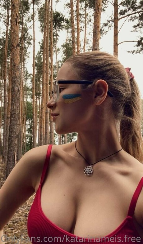 cassandra delia free star pictures