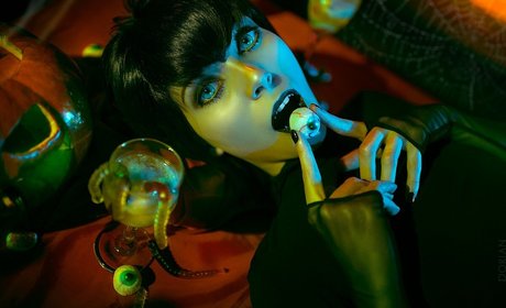 OwlLit model sexy galleries