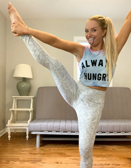 sister nude onlyfans naked pics