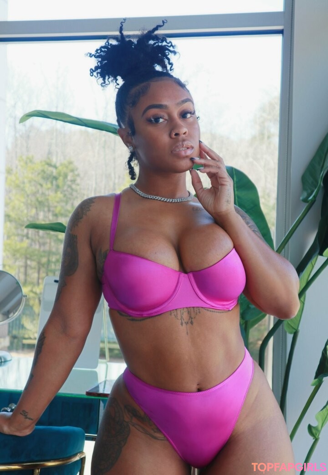 therealbombshell mint model best pics