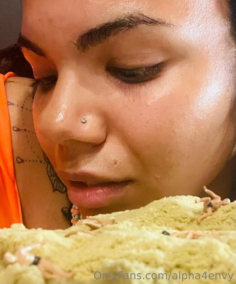 alpha4envy star naked images