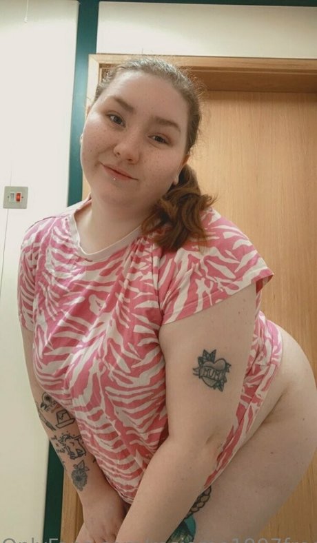 rosieblossomfree pornstar high quality photo