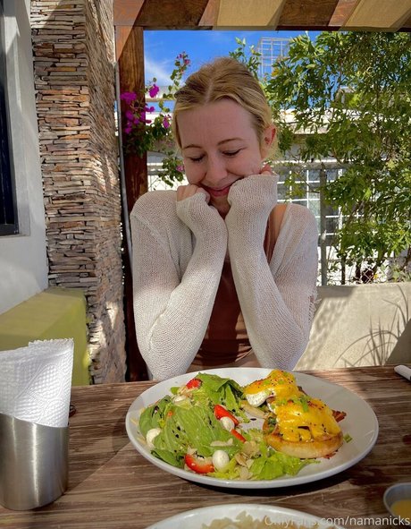 namanicks model art images