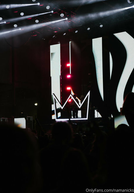 namanicks naked actress gallery