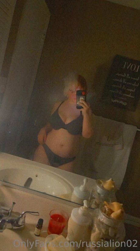 russialion02 free star pic