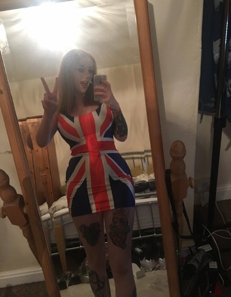 lesbians onlyfans free naked pictures