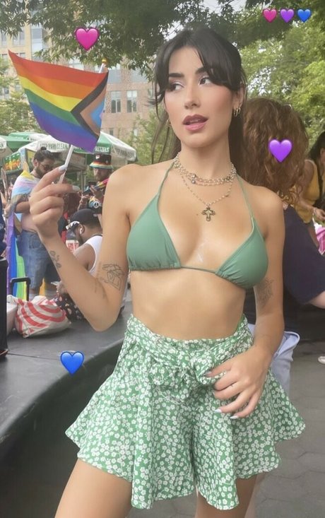 dela roo model naked gallery