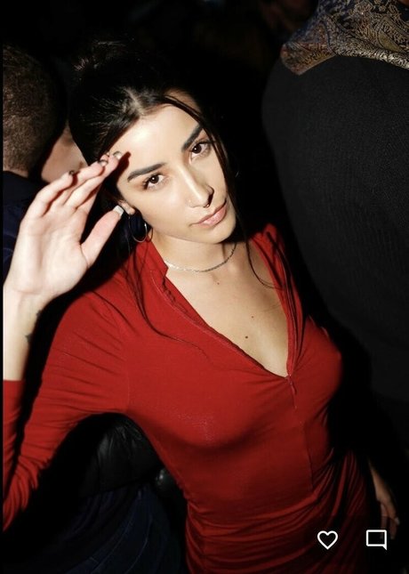 dela roo adult star galleries