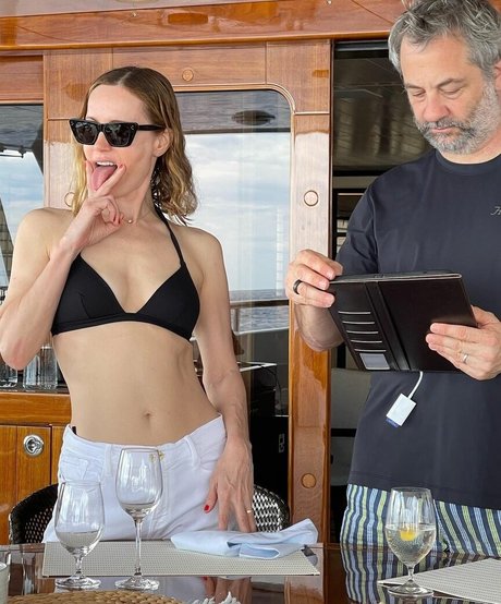 Leslie Mann free model pictures