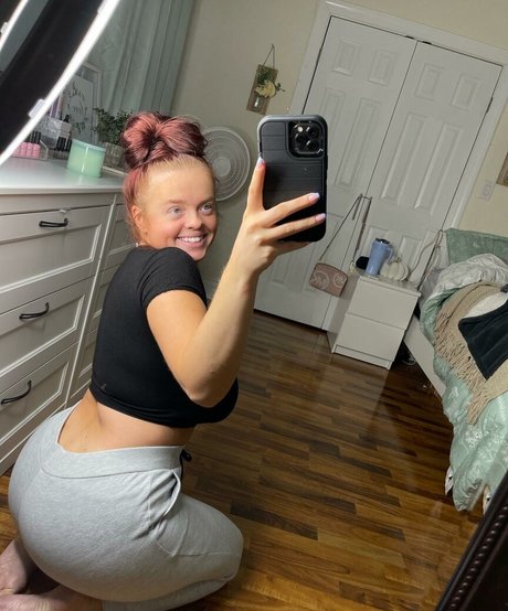 blowjob party onlyfans pretty photos