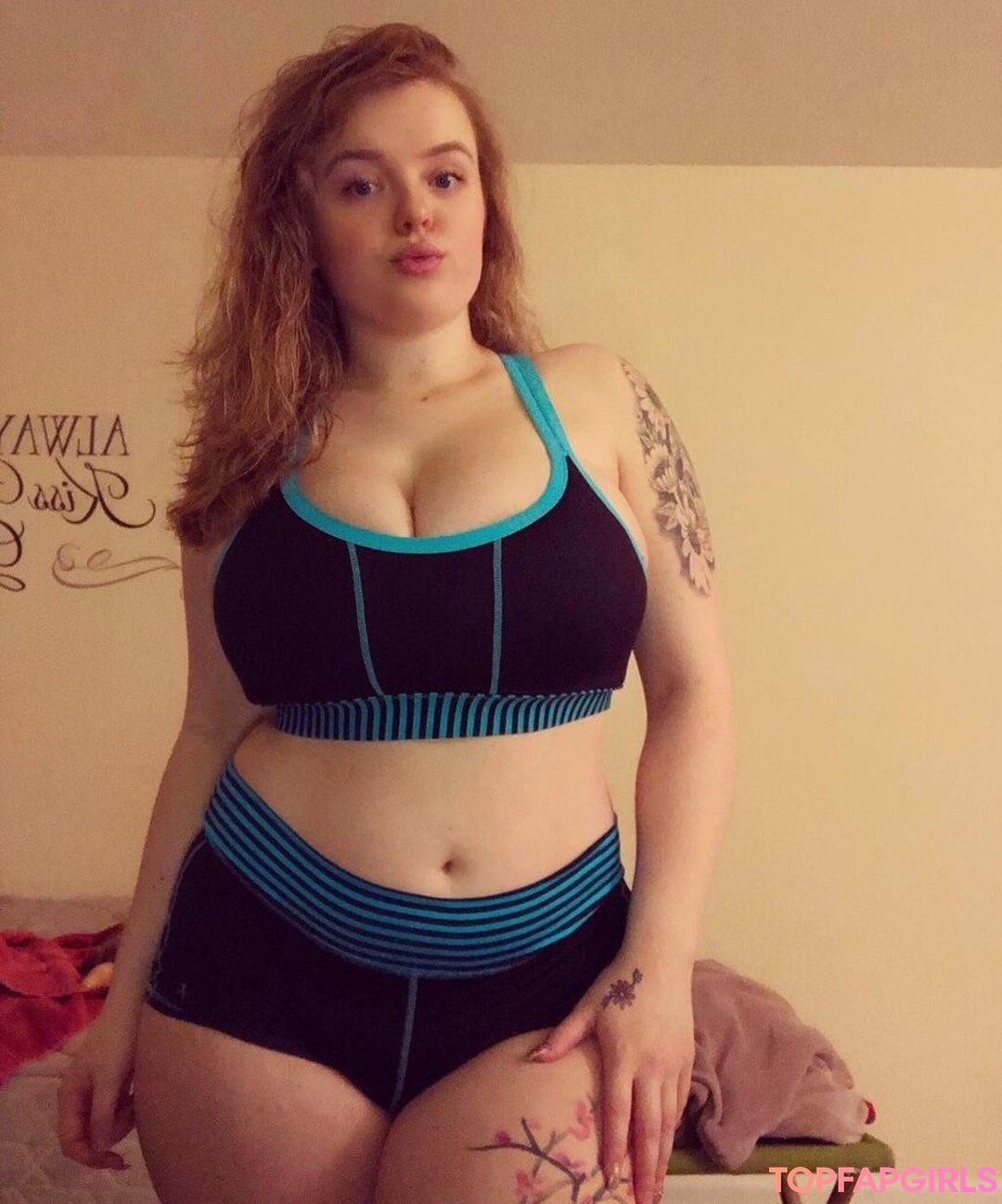 skinny shemale onlyfans free naked gallery
