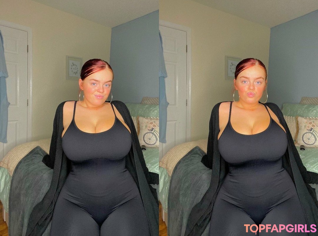 psychologist onlyfans sexy photo