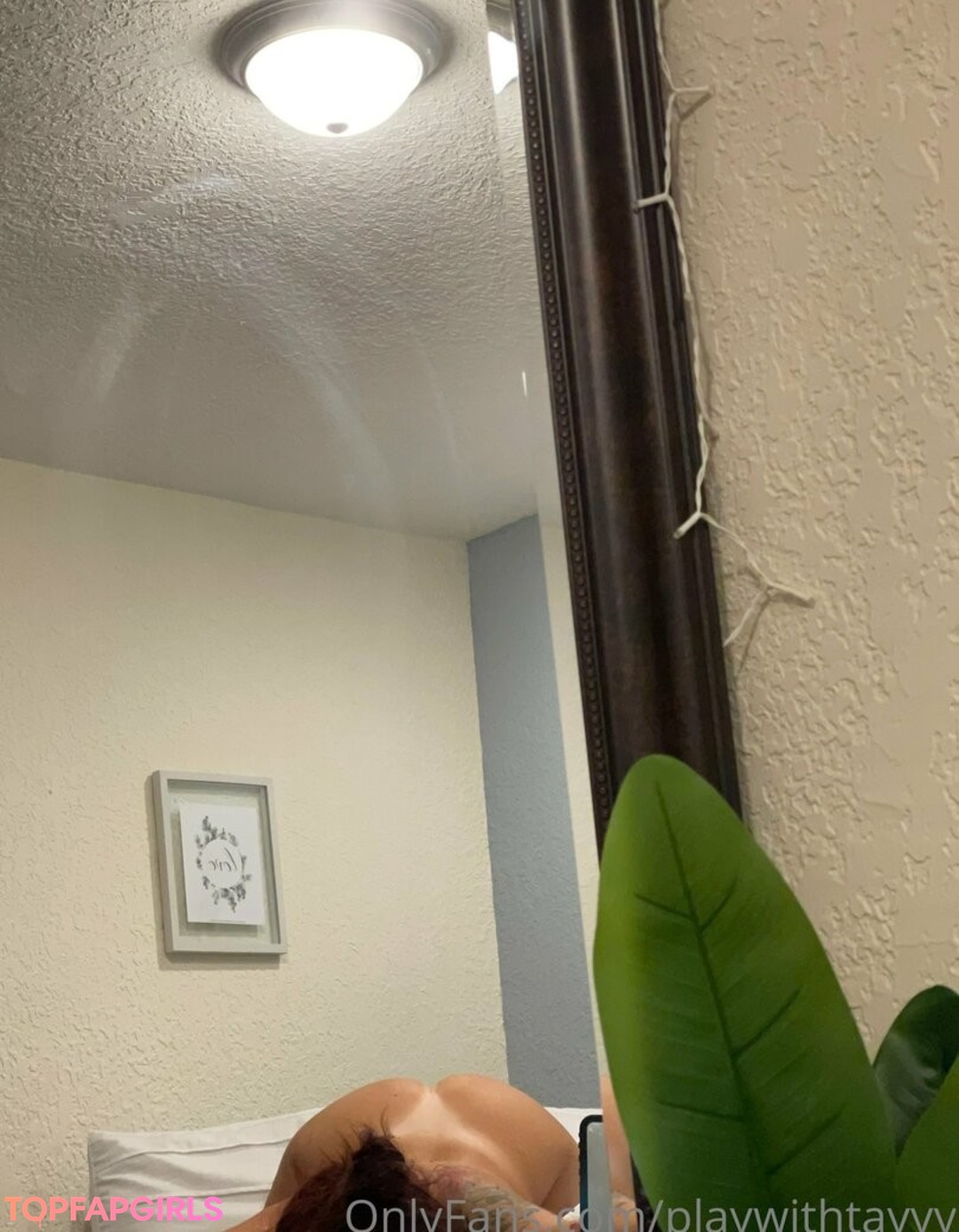 inside onlyfans free sex images
